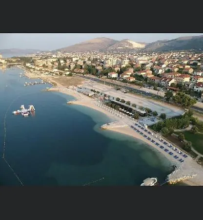 Good Vibes * Trogir